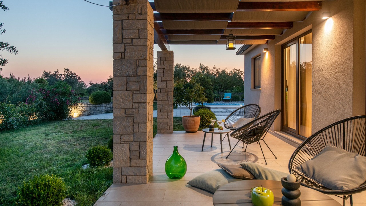 Photo of Patio Balcony in Mali Vareski
