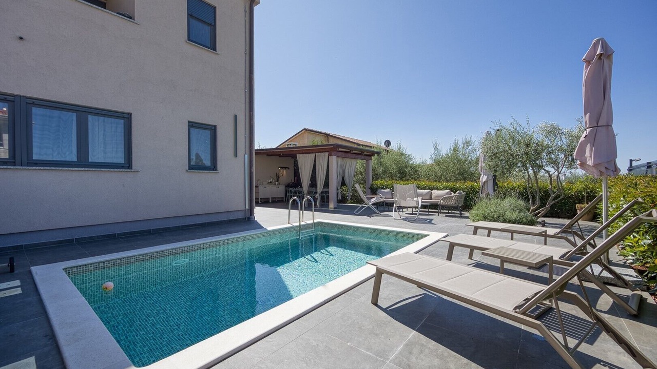 Photo of Outdoor in Vabriga