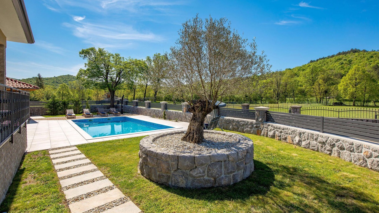 Photo of Outdoor in Soboli