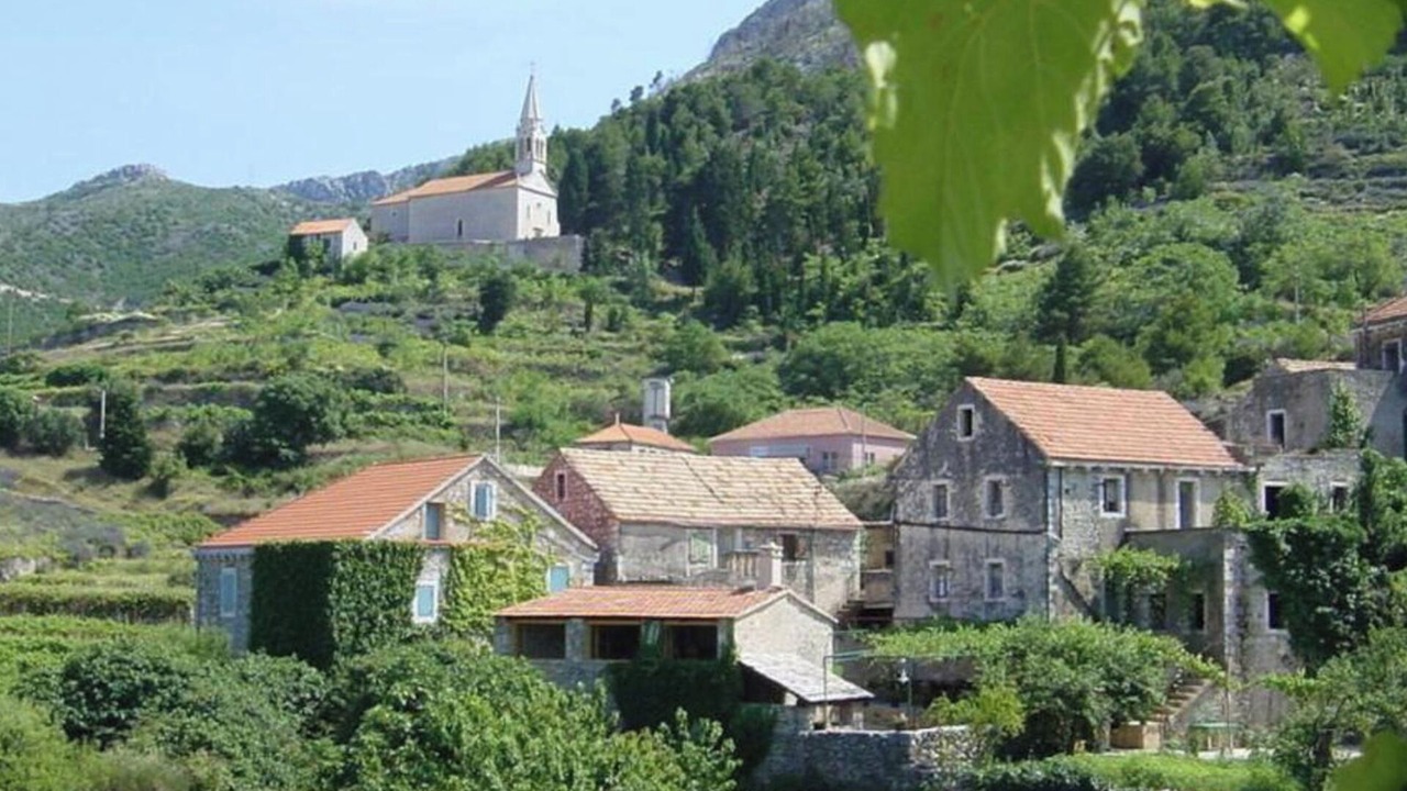 Photo of Others in Pitve