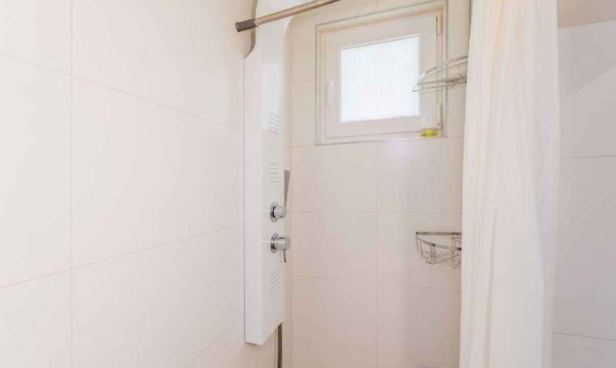 Photo of Bathroom in Klanfari