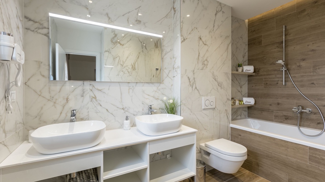 Photo of Bathroom in Marina
