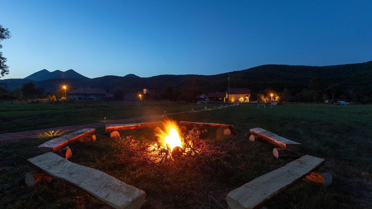 Photo of Others in Brusane