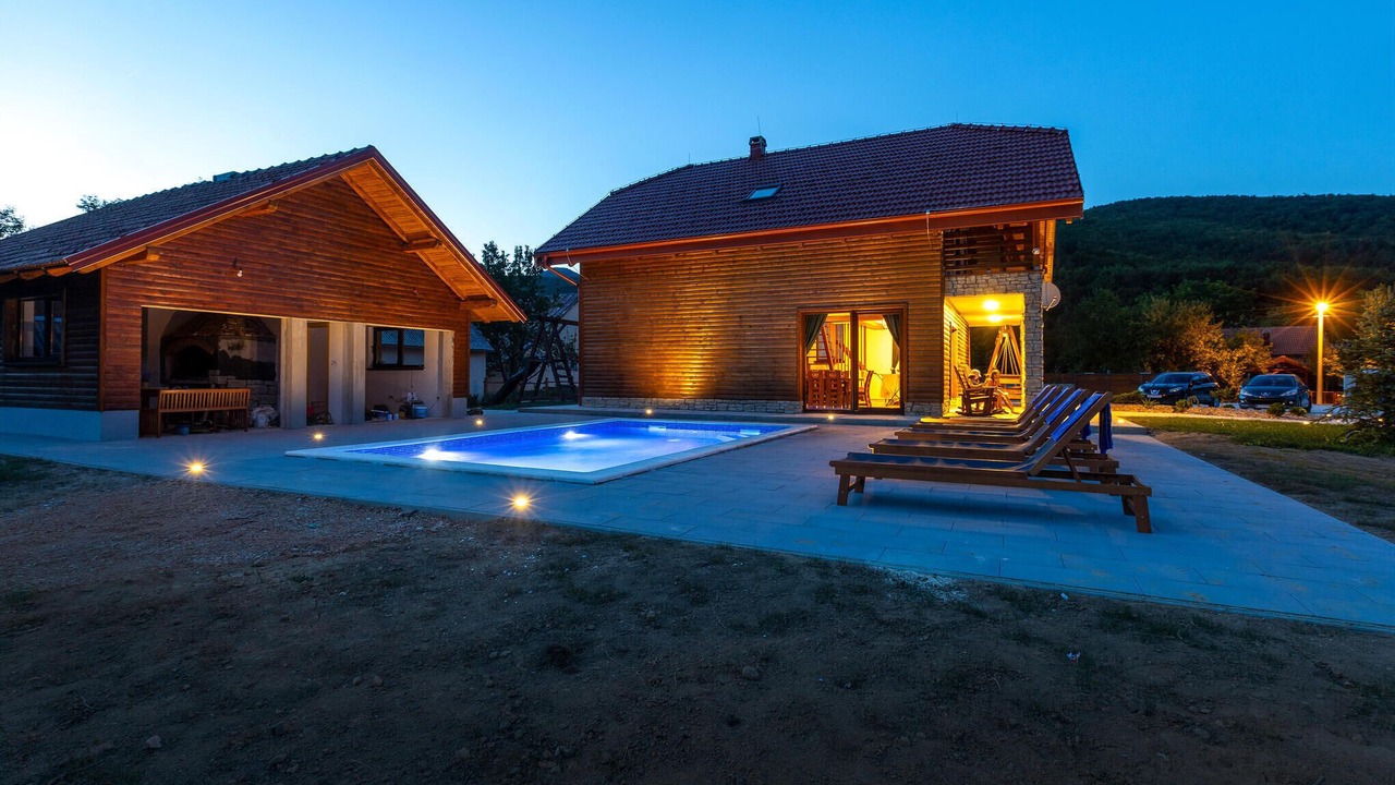 Photo of Outdoor in Brusane