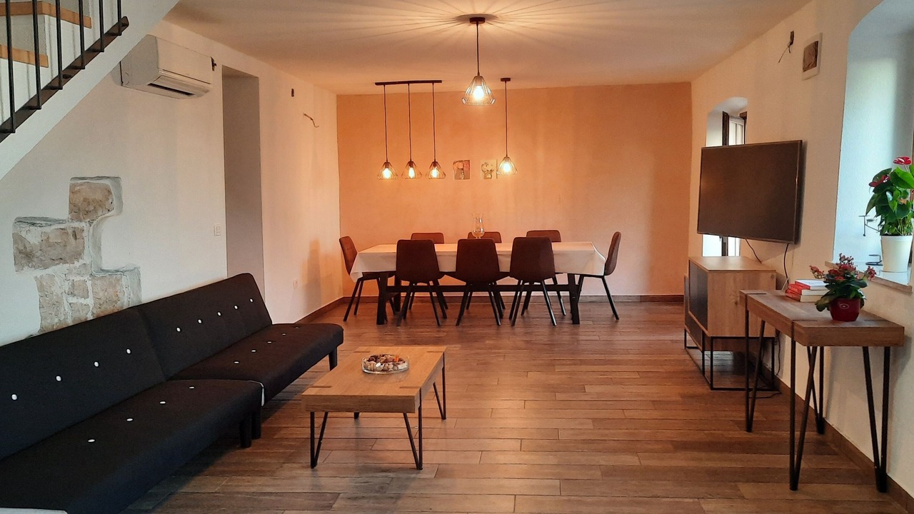 Photo of Livingroom in Vardica