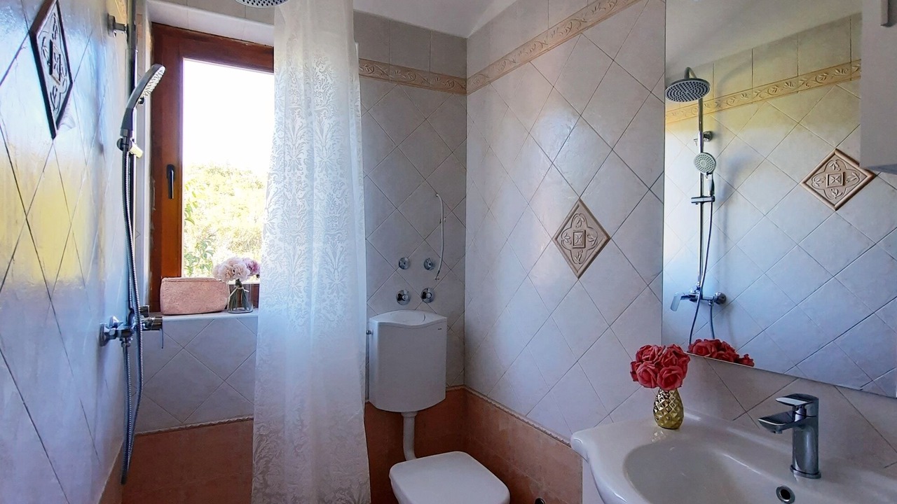 Photo of Bathroom in Vardica