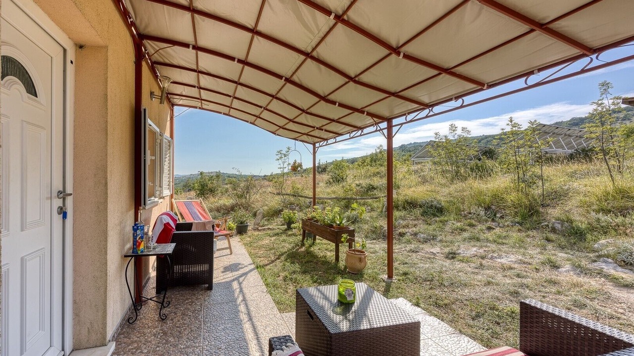 Photo of Patio Balcony in Ripenda Kosi