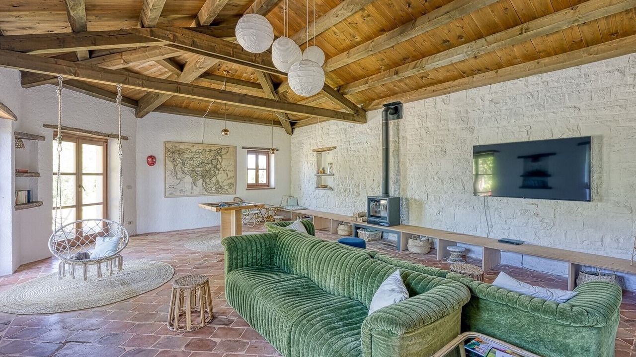 Photo of Livingroom in Tinjan
