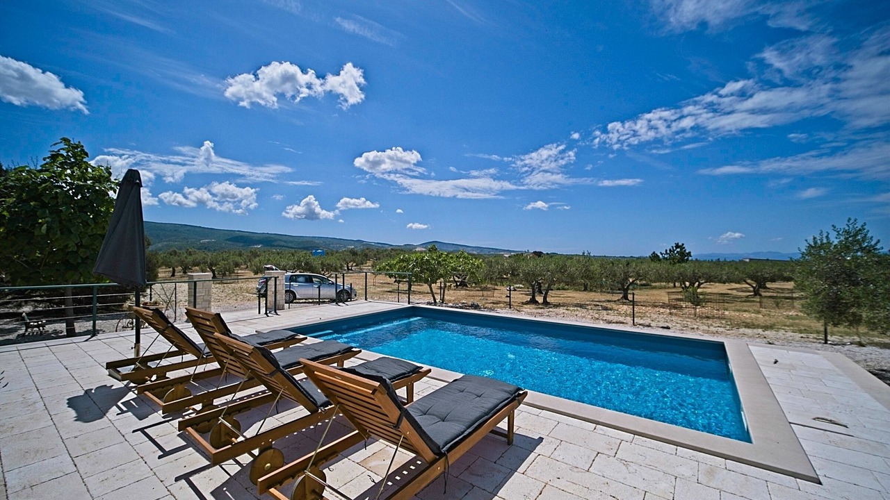 Photo of Outdoor in Praznica