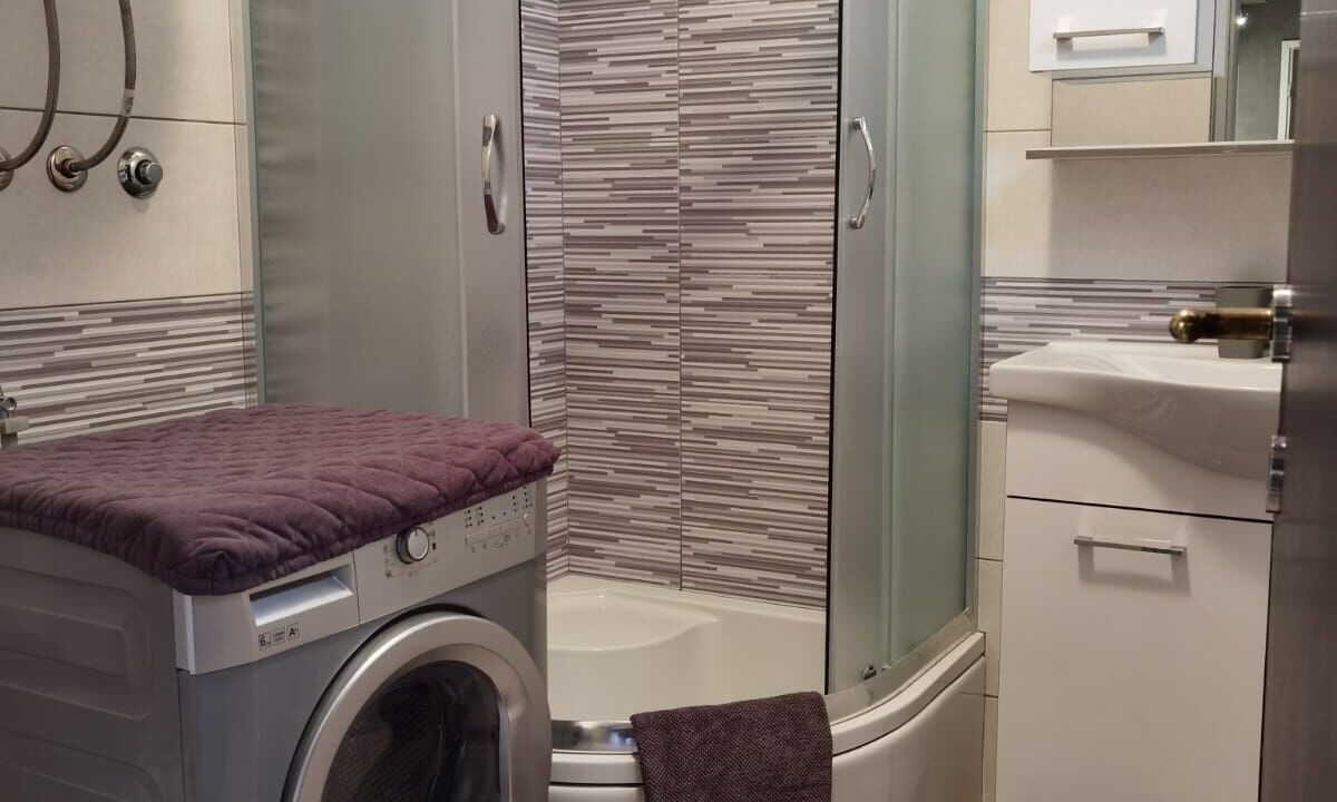 Photo of Bathroom in Cove Rogacic