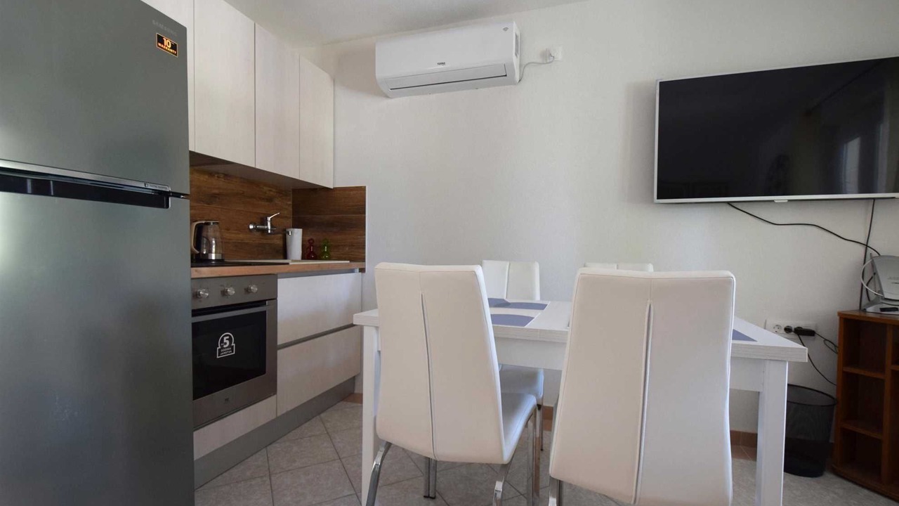 Photo of Kitchen in Omisalj