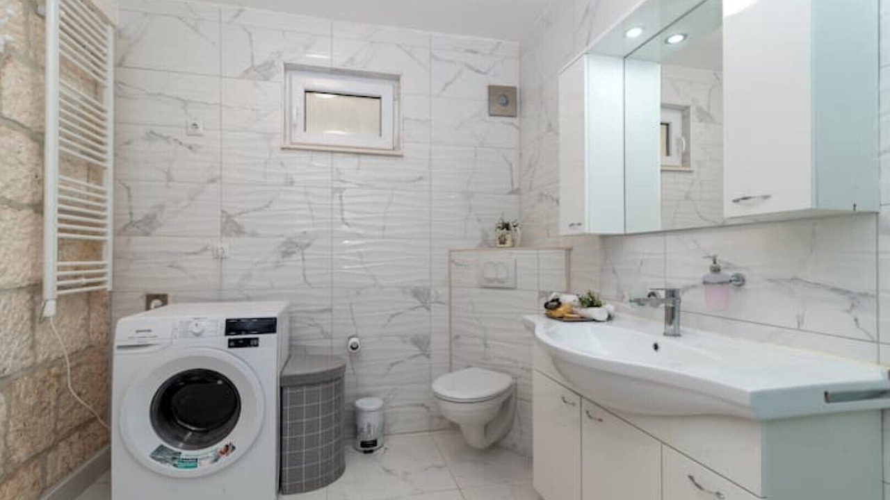 Photo of Bathroom in Seget