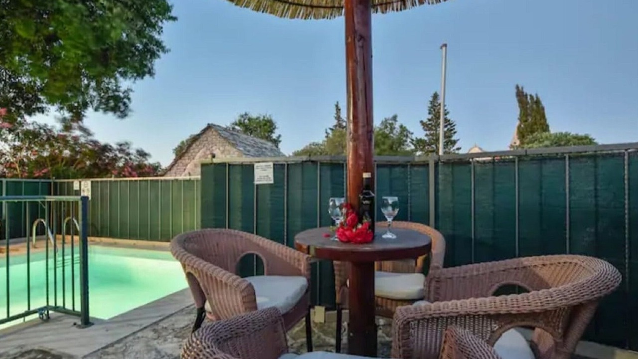 Photo of Patio Balcony in Dol