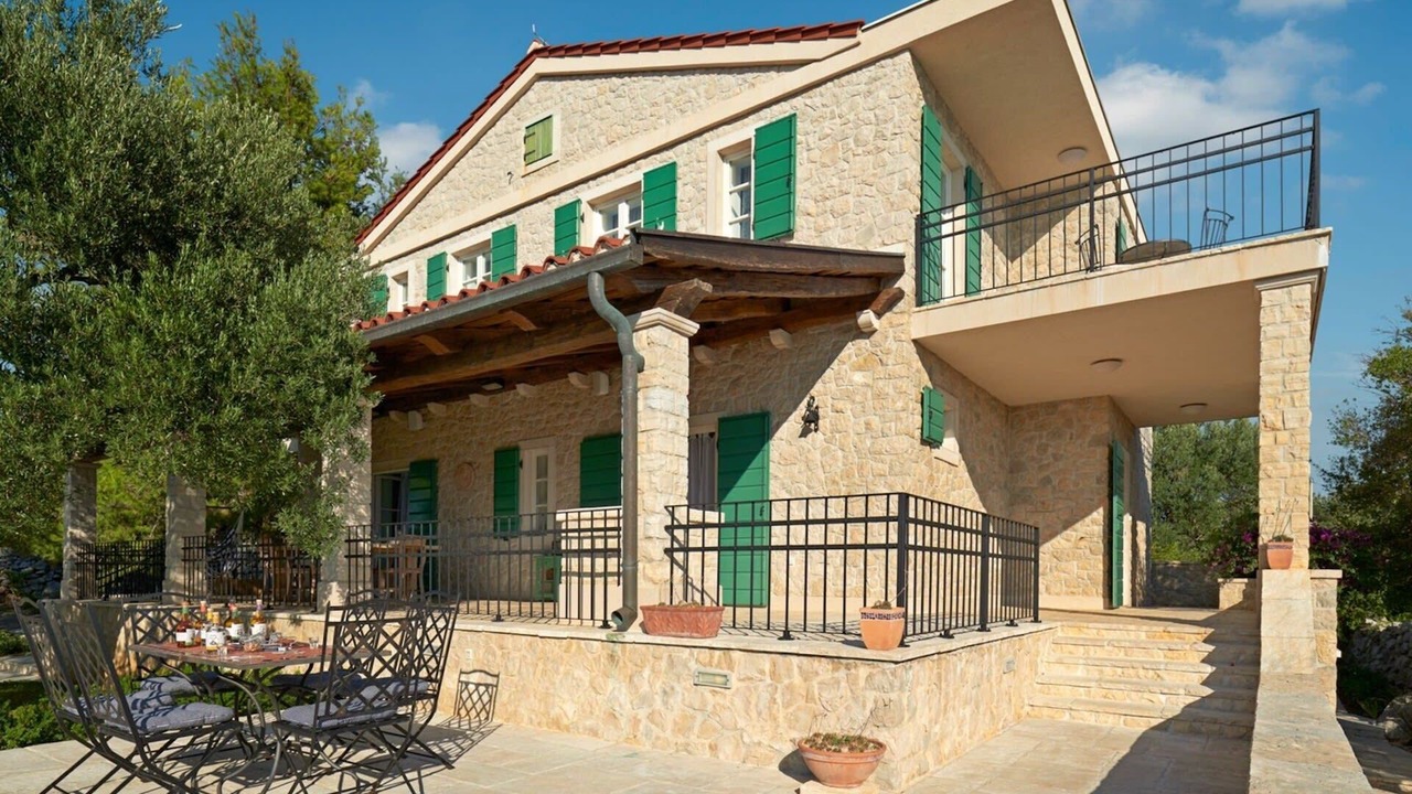 Photo of Outdoor in Lun
