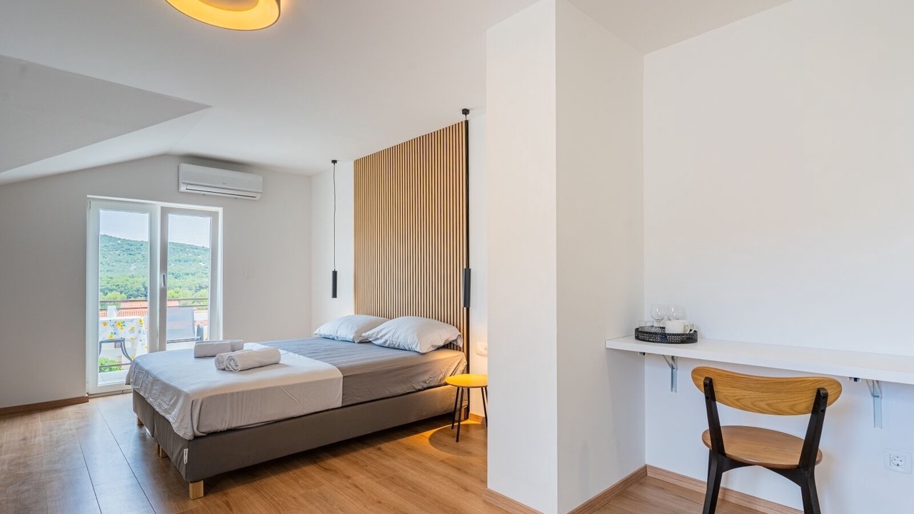 Photo of Bedroom in Cres