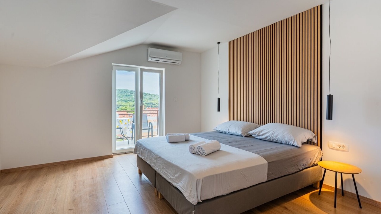 Photo of Bedroom in Cres