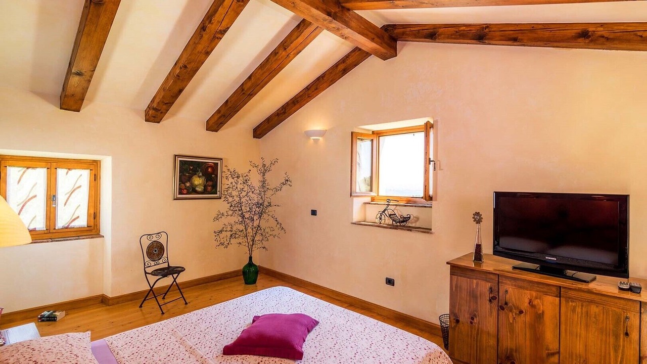 Photo of Bedroom in Koromani