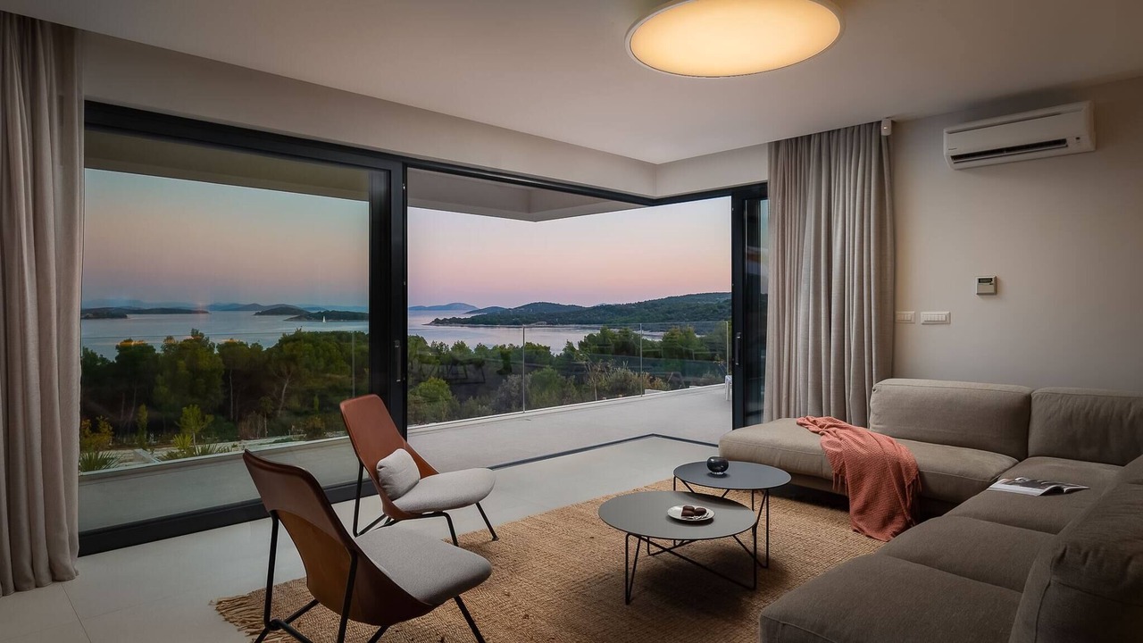 Photo of Livingroom in Jezera
