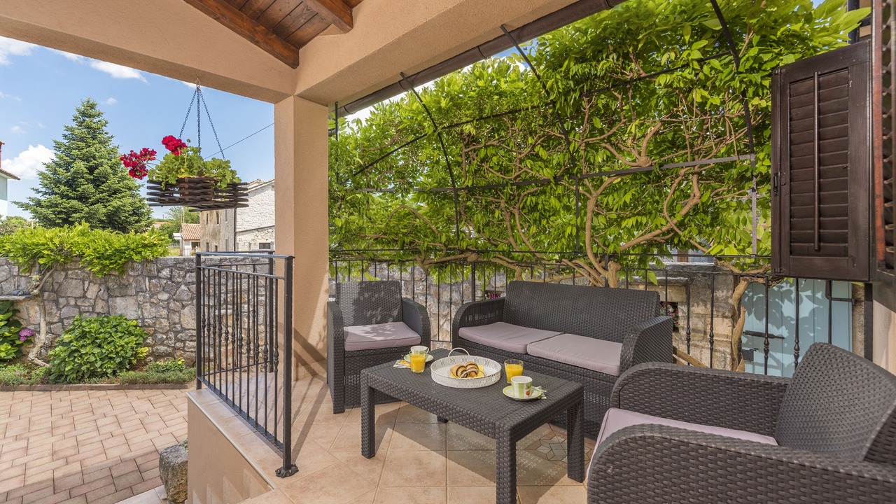 Photo of Patio Balcony in Melnica