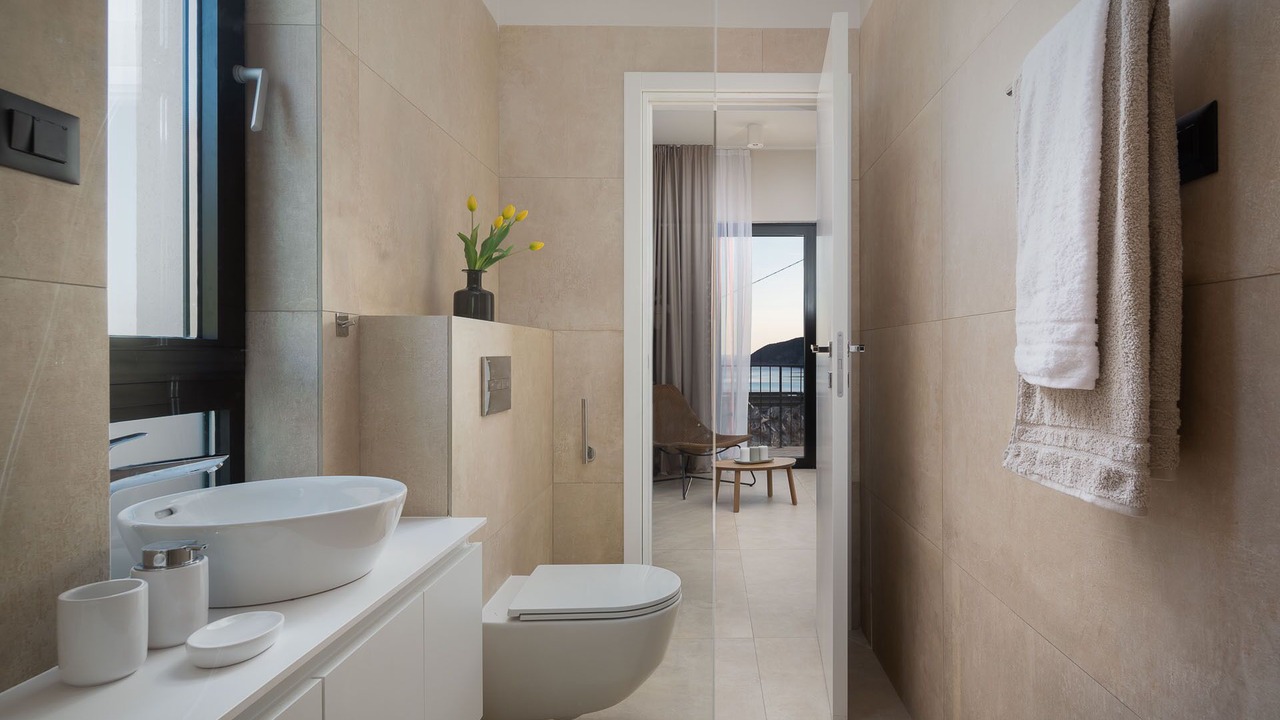 Photo of Bathroom in Komiza