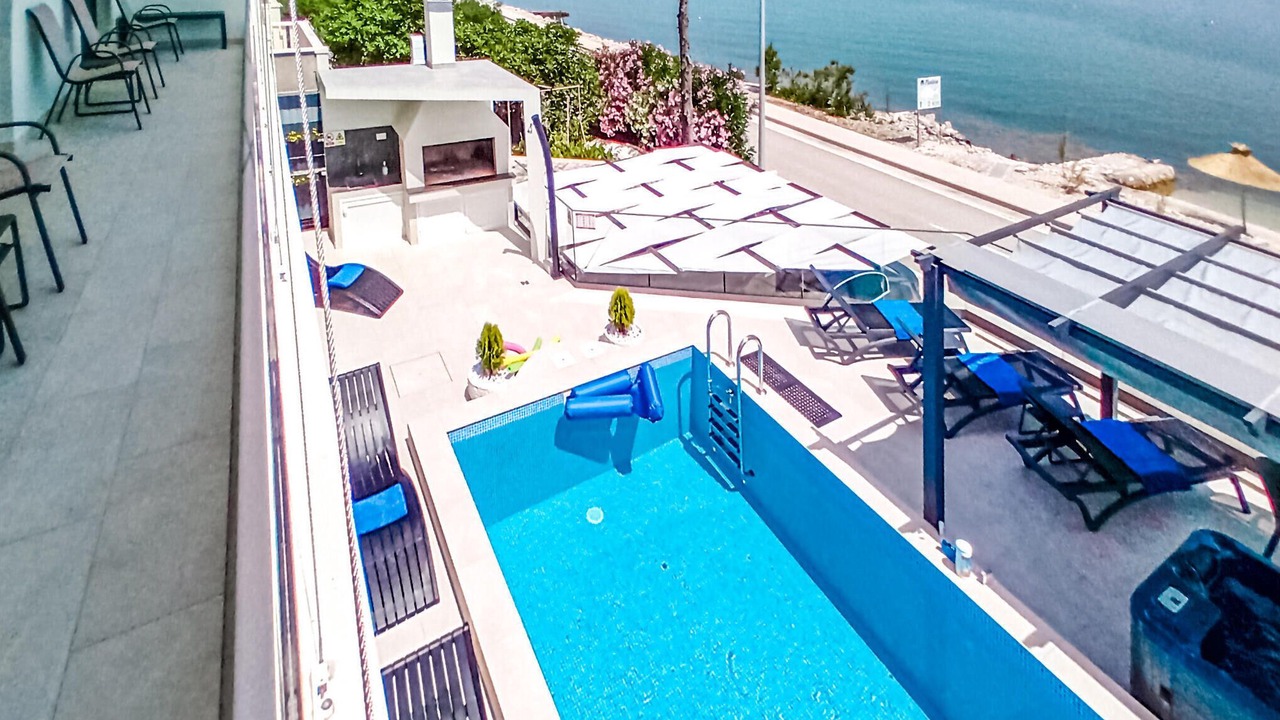 Photo of Outdoor in Drace