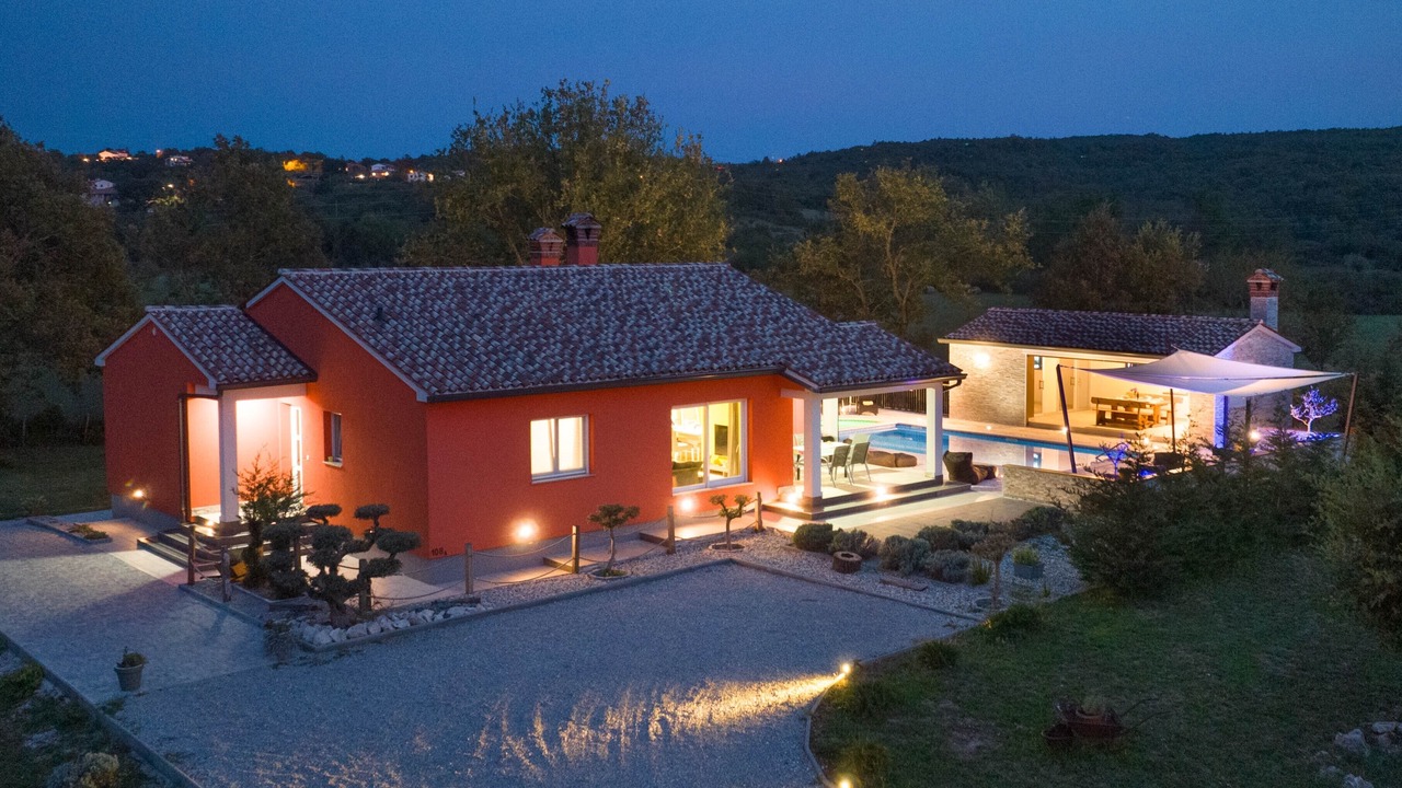 Photo of Outdoor in Kapelica