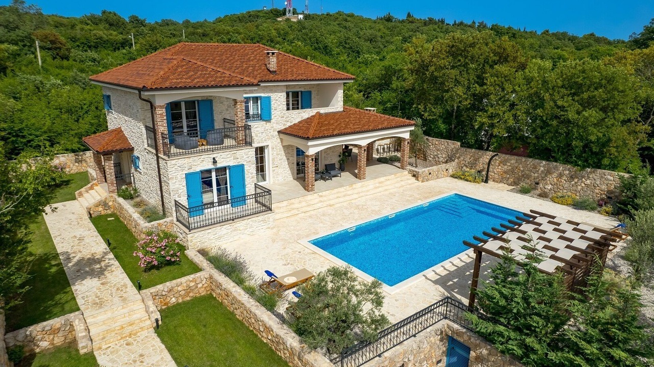 Photo of Outdoor in Kras