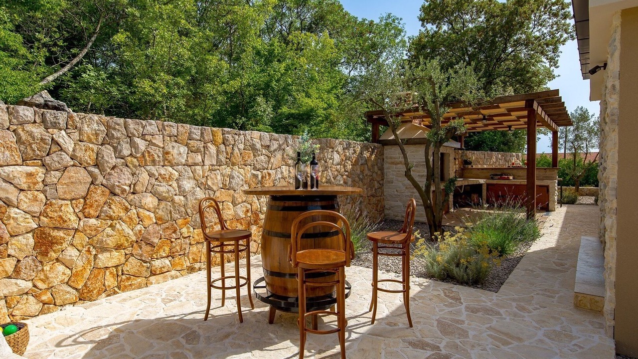 Photo of Outdoor in Kras