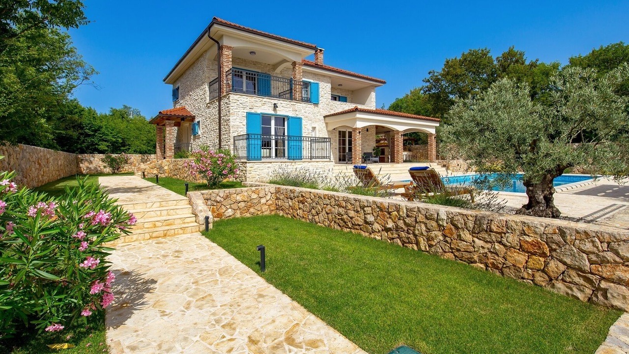 Photo of Outdoor in Kras