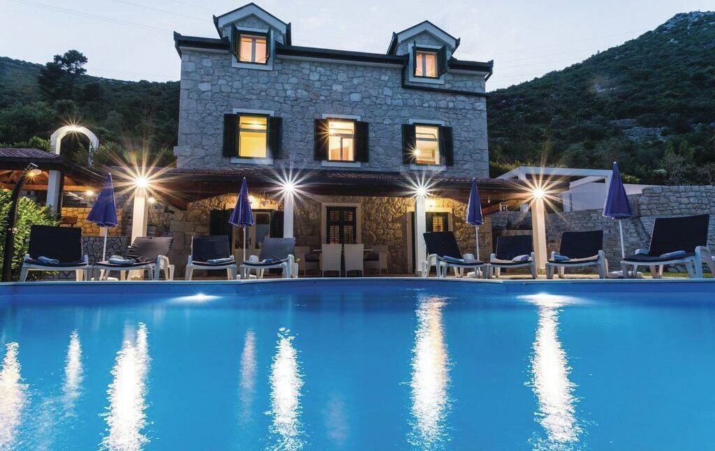 Photo of Outdoor in Ploce