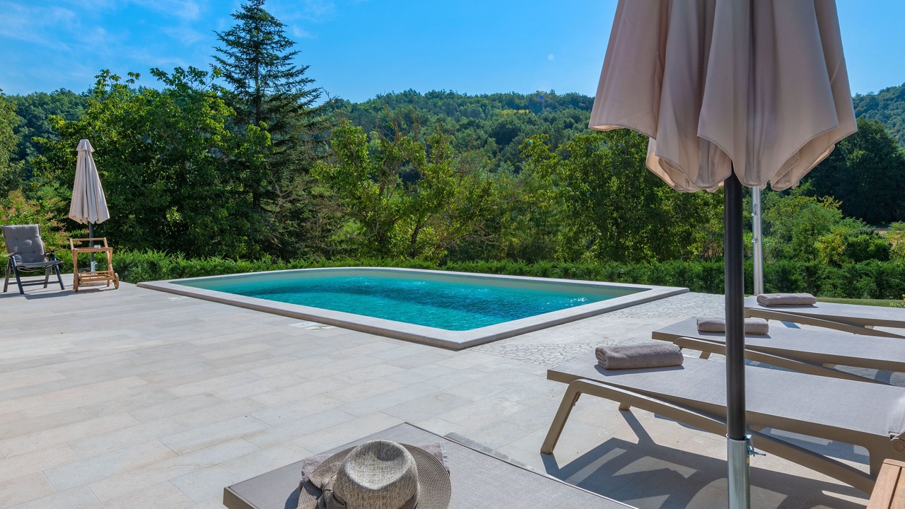 Photo of Outdoor in Lindar