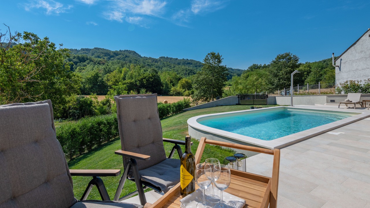 Photo of Outdoor in Lindar