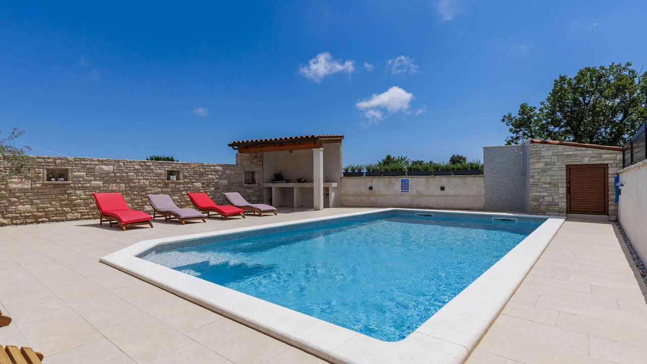 Photo of Outdoor in Segotici