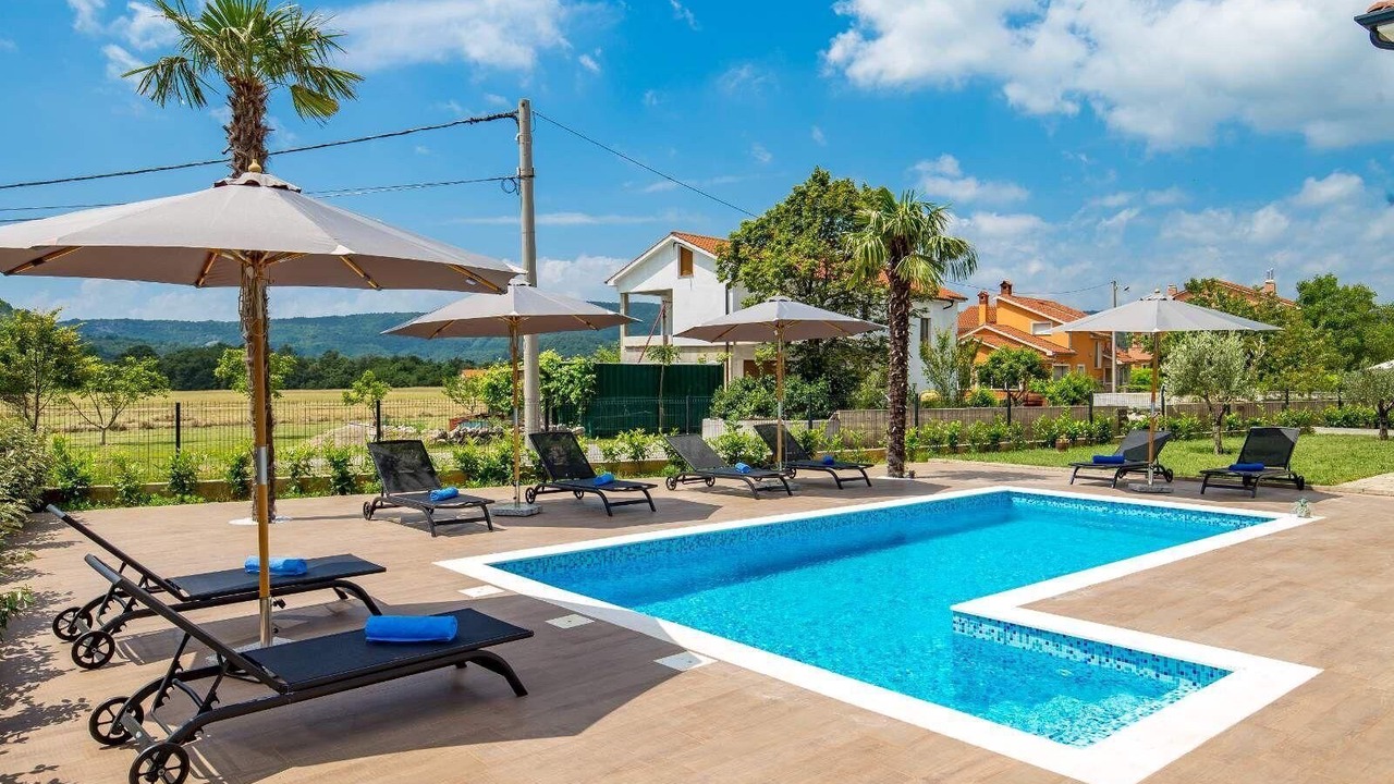Photo of Outdoor in Sarsoni