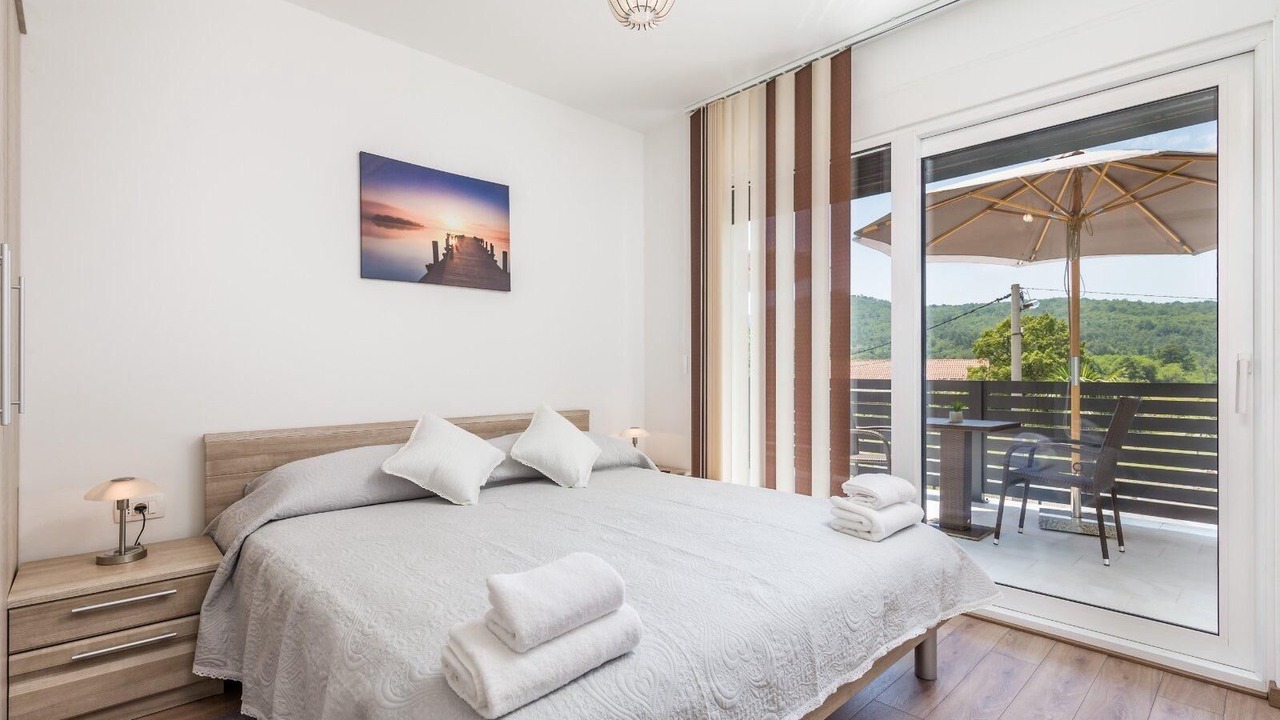 Photo of Bedroom in Sarsoni