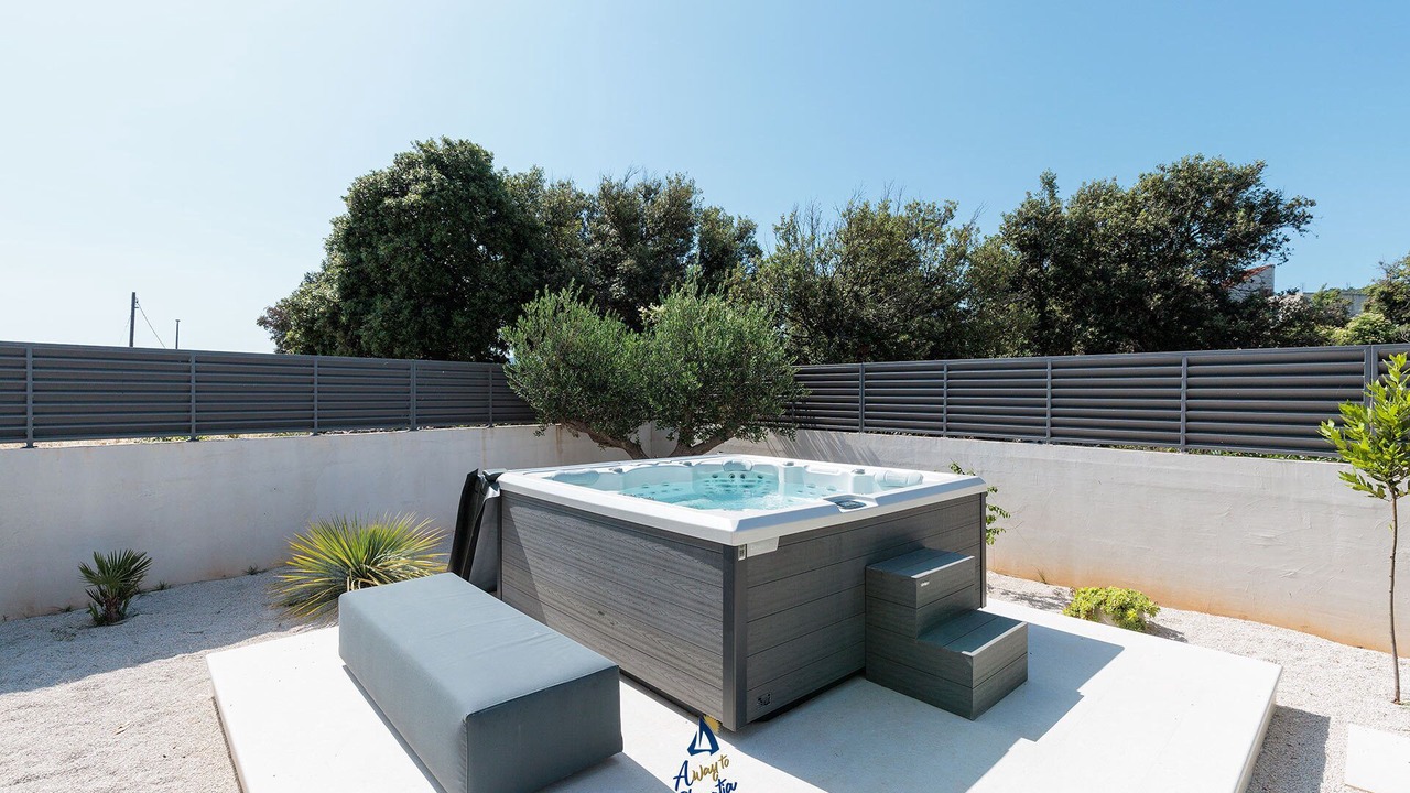 Photo of Outdoor in Skrip