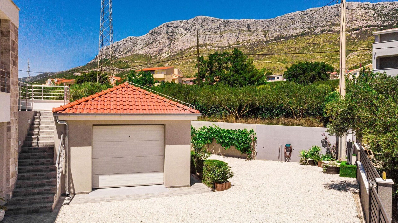 Photo of Outdoor in Kastel Sucurac