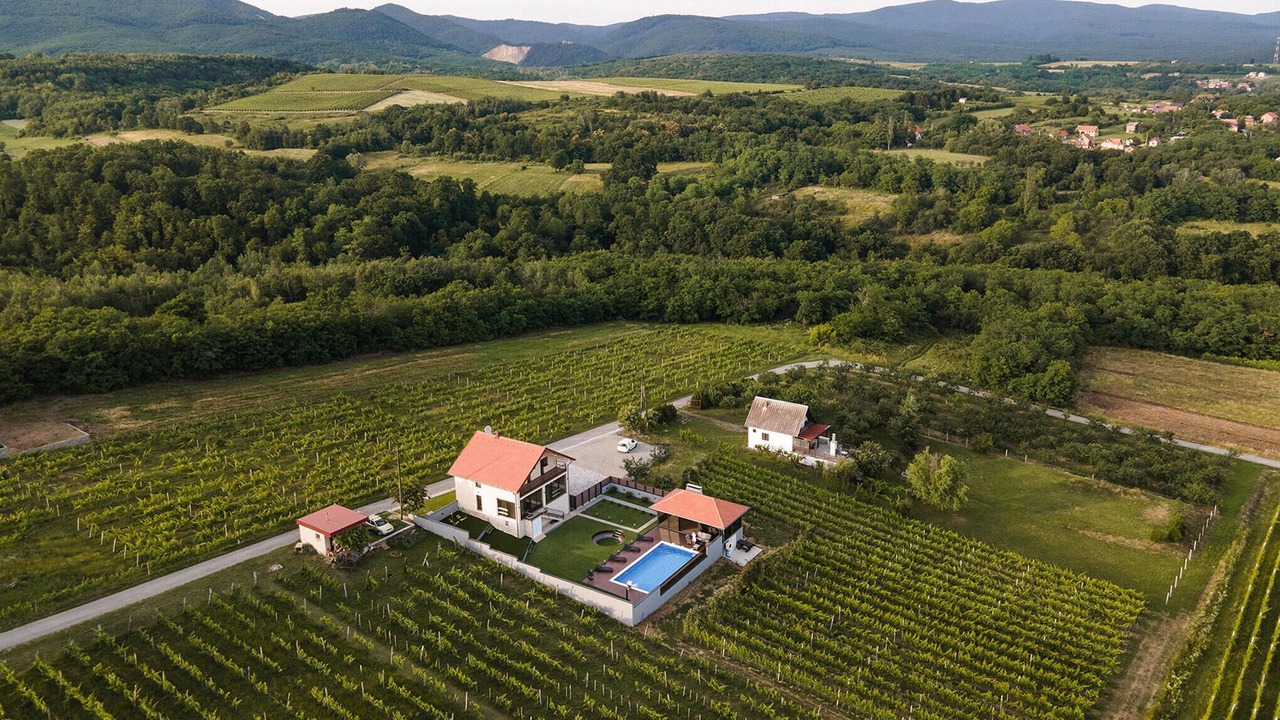 Photo of Outdoor in Velika