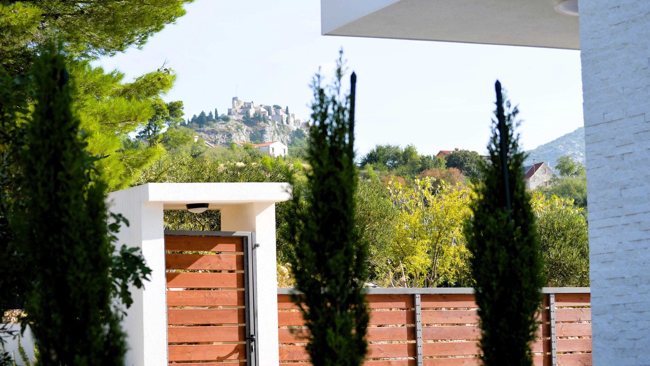 Photo of Outdoor in Klis
