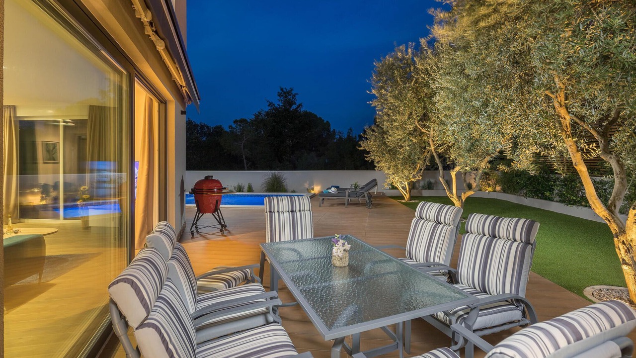 Photo of Outdoor in Cervar