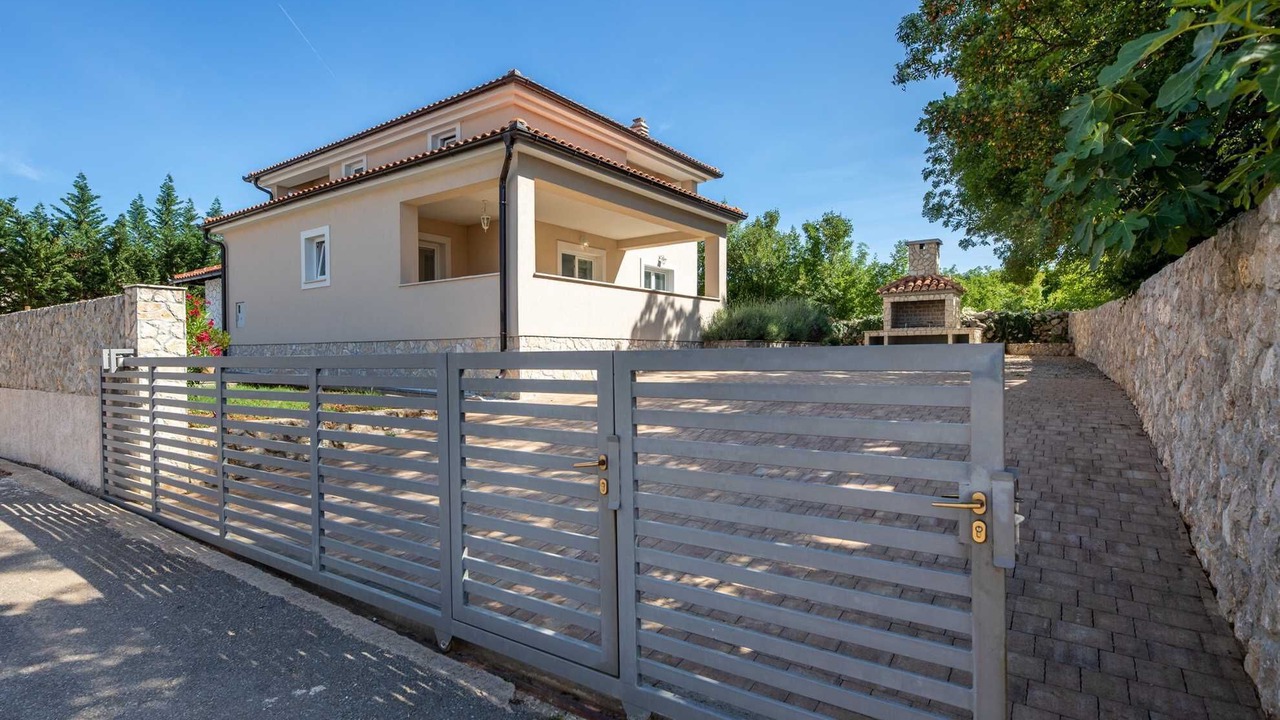 Photo of Outdoor in Rasopasno