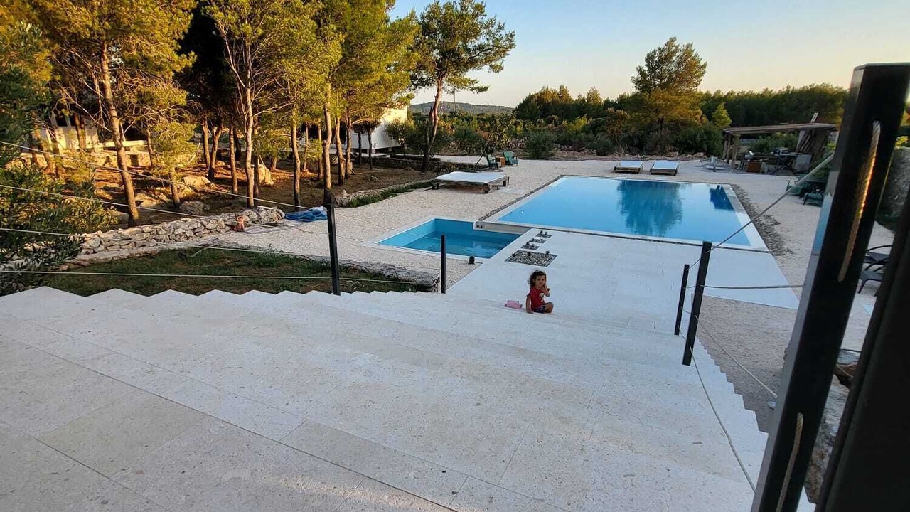 Photo of Outdoor in Srima