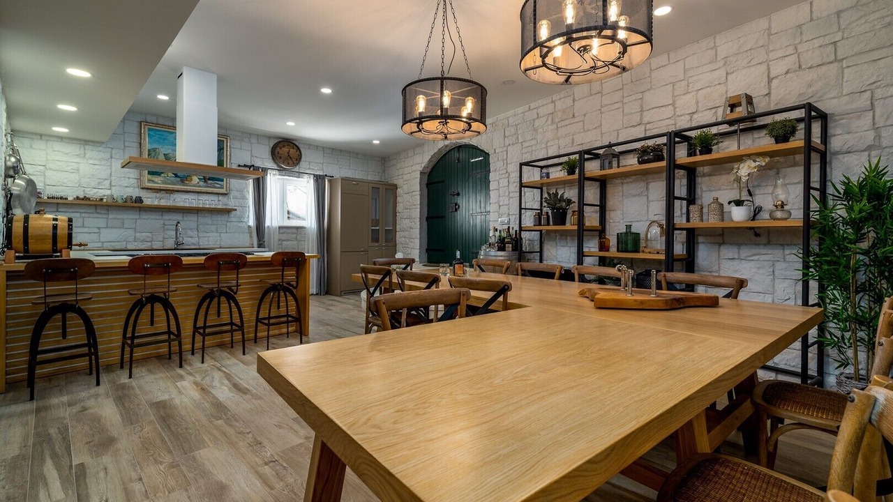 Photo of Others in Seoca