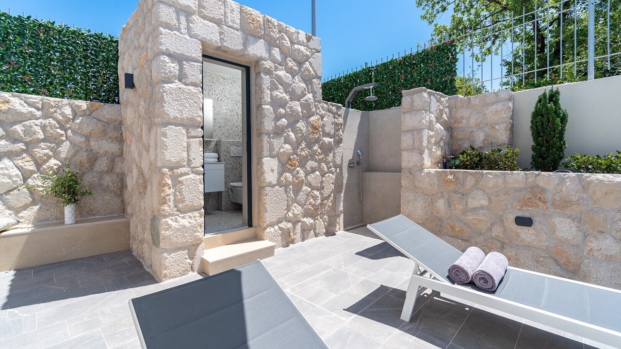 Photo of Others in Seoca