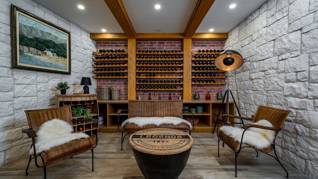 Photo of Others in Seoca