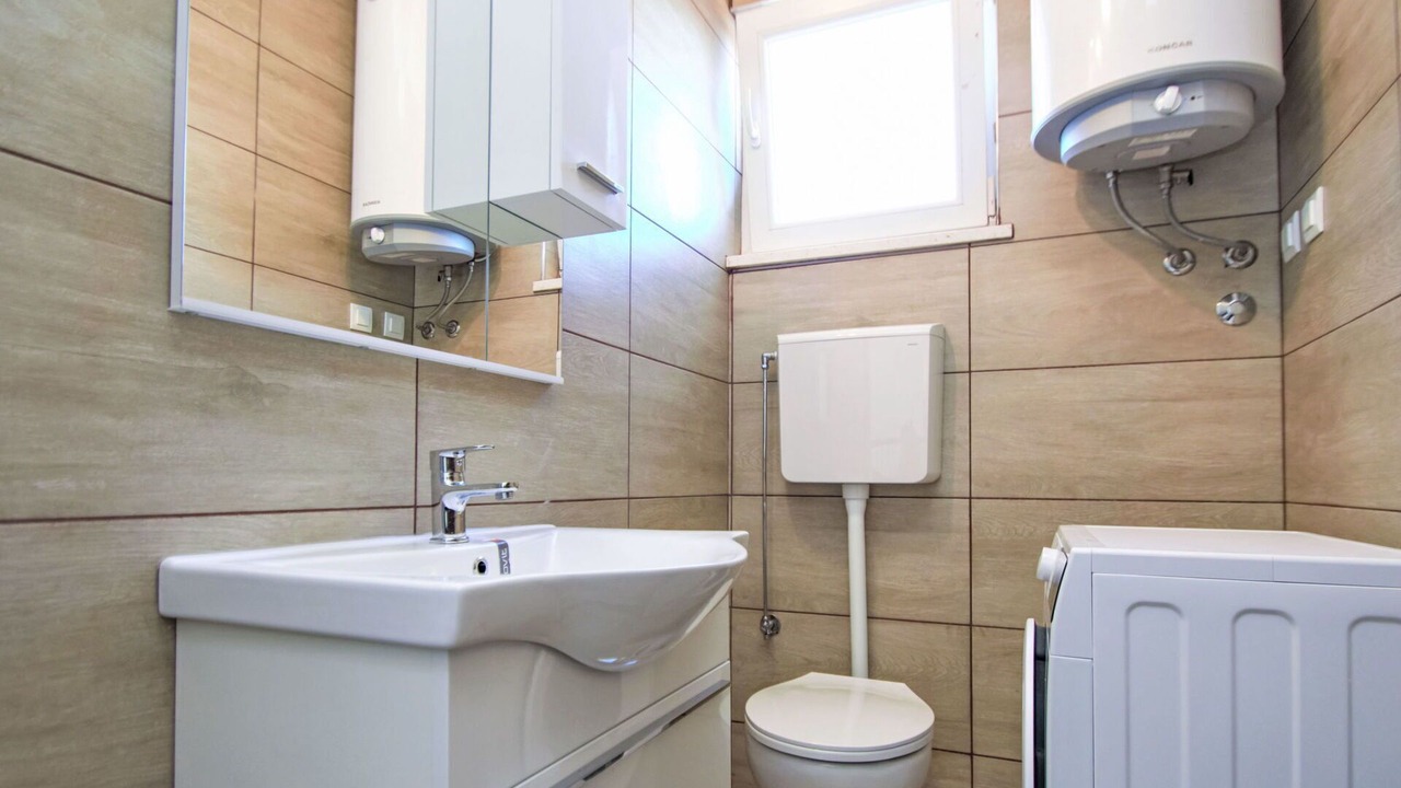 Photo of Bathroom in Skradin