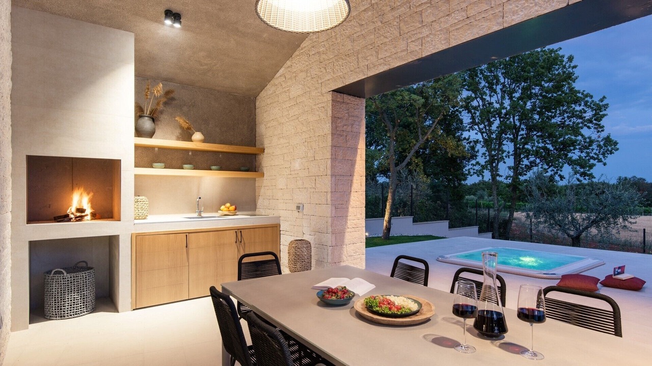 Photo of Outdoor in Kadumi