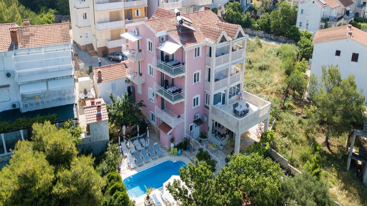 Photo of Outdoor in Okrug Gornji