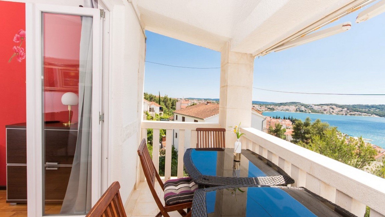 Photo of Patio Balcony in Okrug Gornji