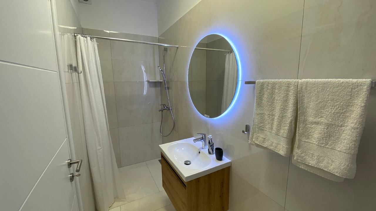 Photo of Bathroom in Ravni